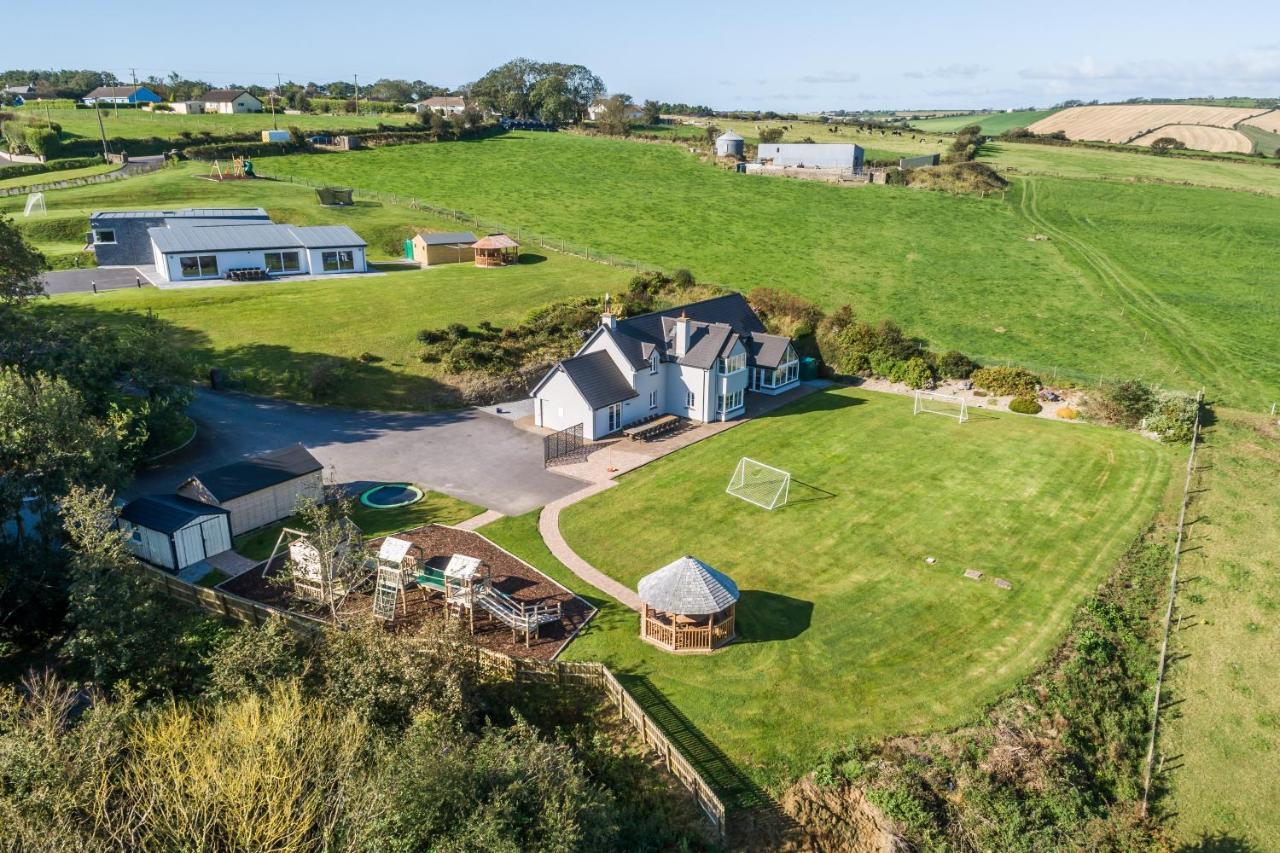 Four Winds,Kinsale Town,Exquisite Holiday Homes,Sleeps 26 Dış mekan fotoğraf