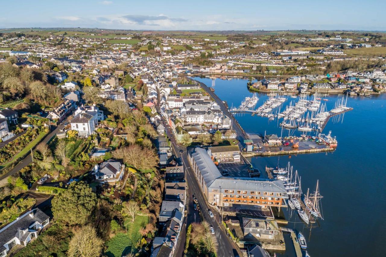 Four Winds,Kinsale Town,Exquisite Holiday Homes,Sleeps 26 Dış mekan fotoğraf