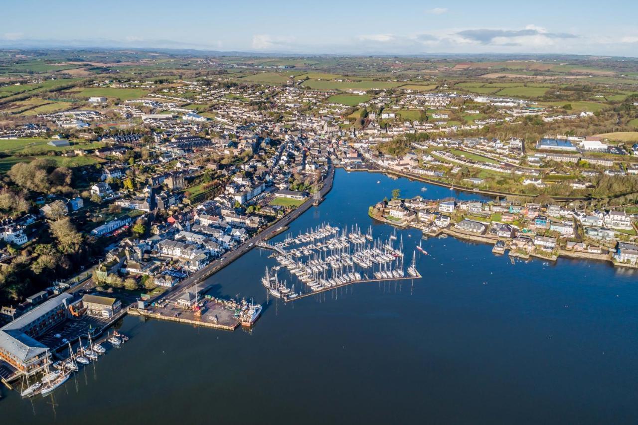 Four Winds,Kinsale Town,Exquisite Holiday Homes,Sleeps 26 Dış mekan fotoğraf